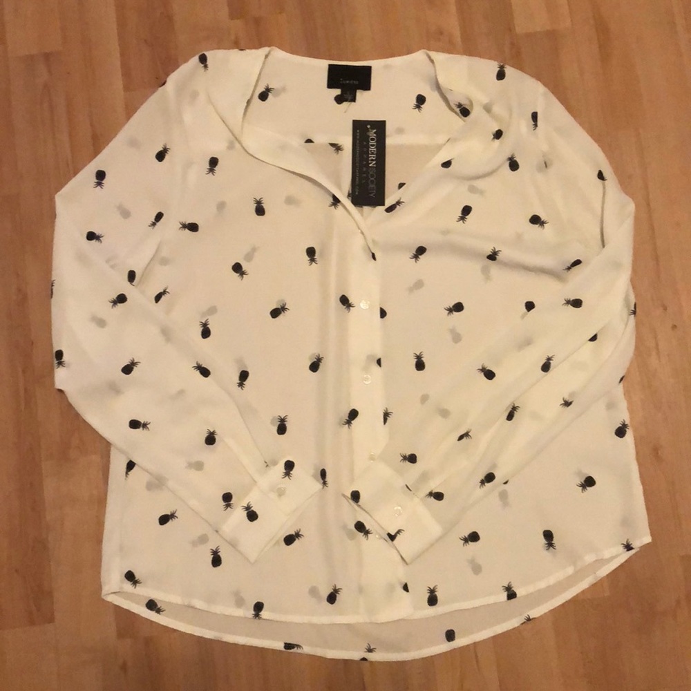 NWT! Pineapple blouse